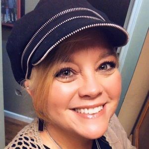 Meet your Posher, Becky